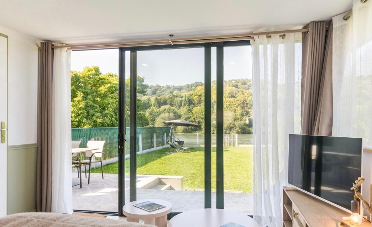 Saint-Pierre-du-Vauvray Charmant Chalet En Bord De Seine מראה חיצוני תמונה
